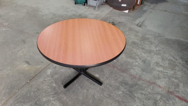 Herman Miller Eames Table Round