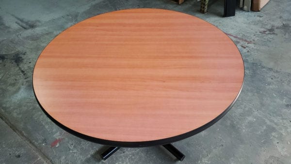 Herman Miller Eames Table Round